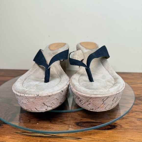 CASLON Carla Wedge Sandals in black - Picture 3 of 12